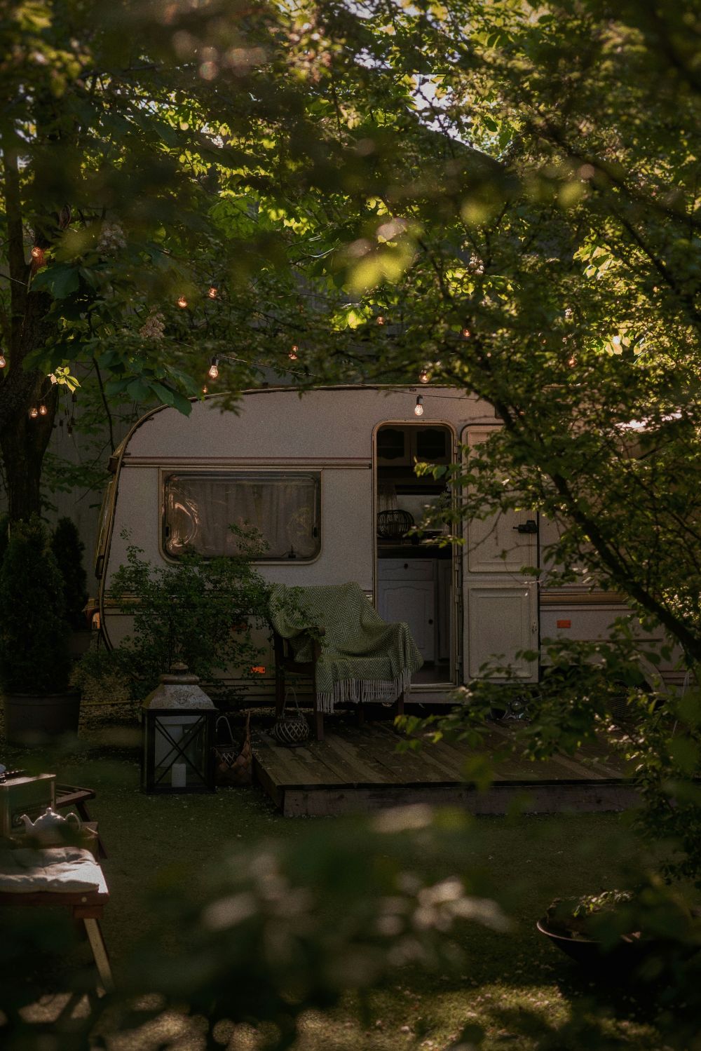 Å utforske naturen og oppleve friheten i brukte campingvogner